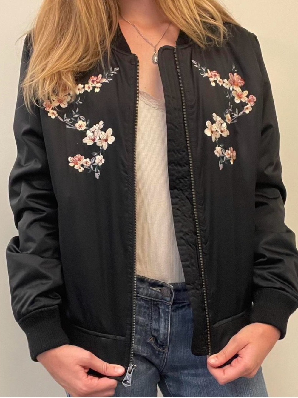 American Eagle Outfitters Floral Embroidered Bomber Jacket Size L